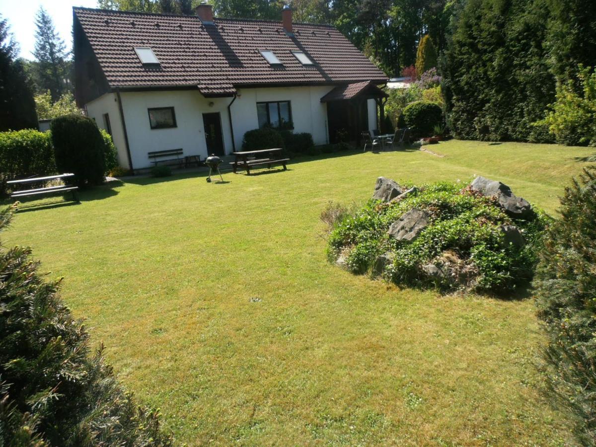 Ubytovani U Machova Jezera - Apartmany - Ludmila Grulisova Doksy  Exteriör bild