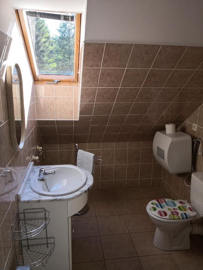 Ubytovani U Machova Jezera - Apartmany - Ludmila Grulisova Doksy  Exteriör bild